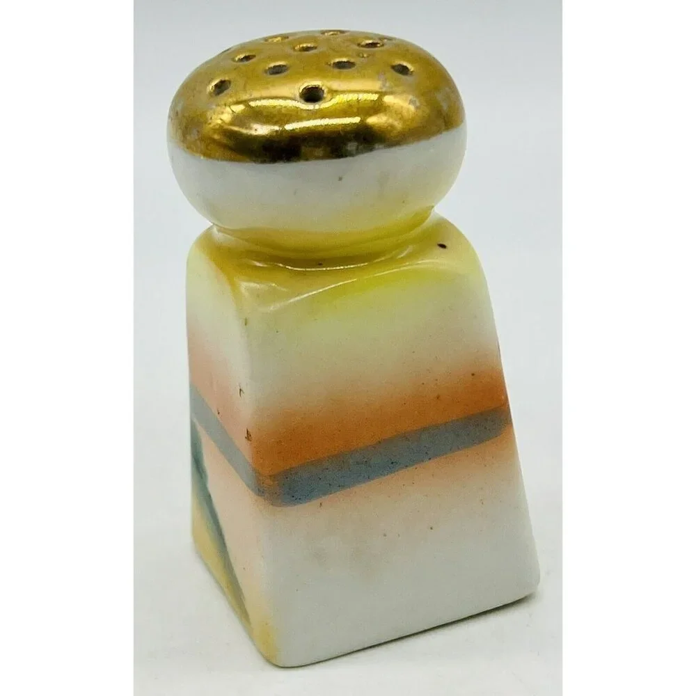 Vintage‎ Japan Lusterware Sunset Salt Pepper Shakers Hand painted 3 inch